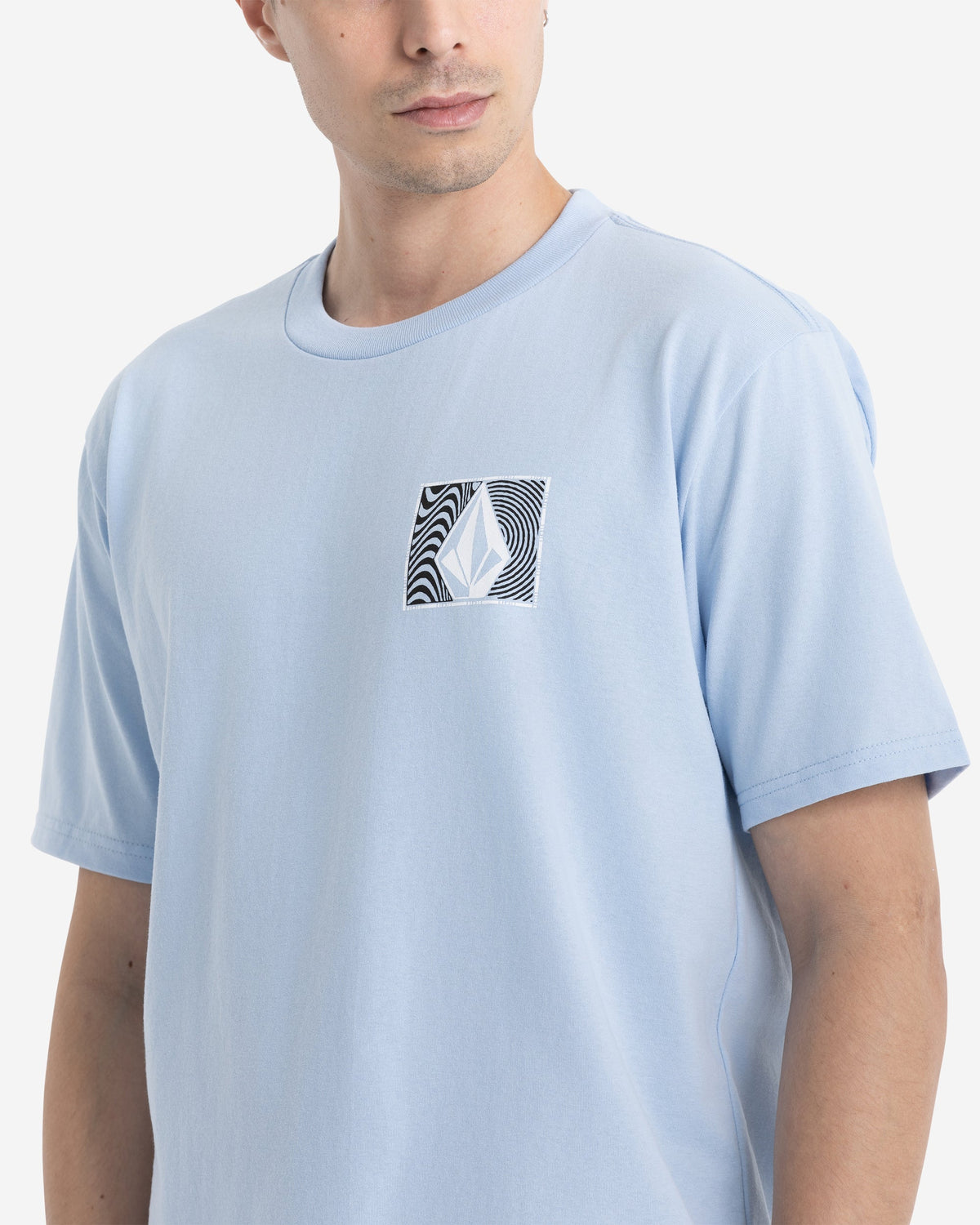 Men's Wavy Train Short Sleeve Tee