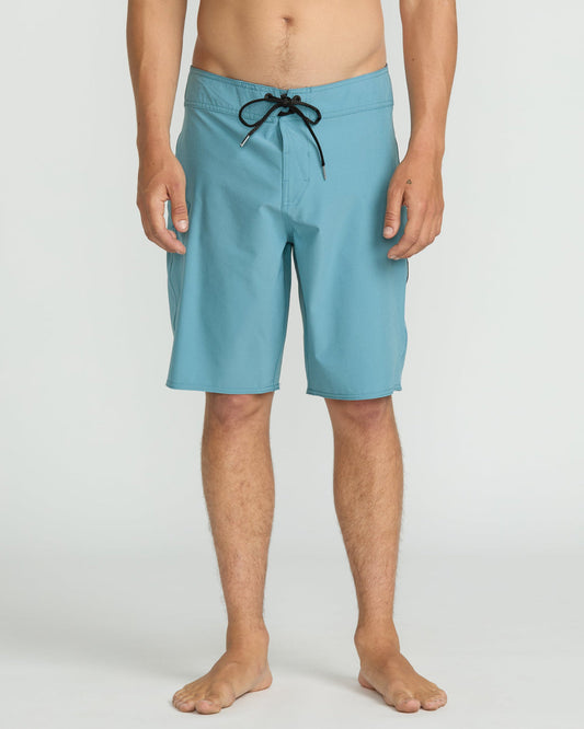 Men's Lido Solid Mod