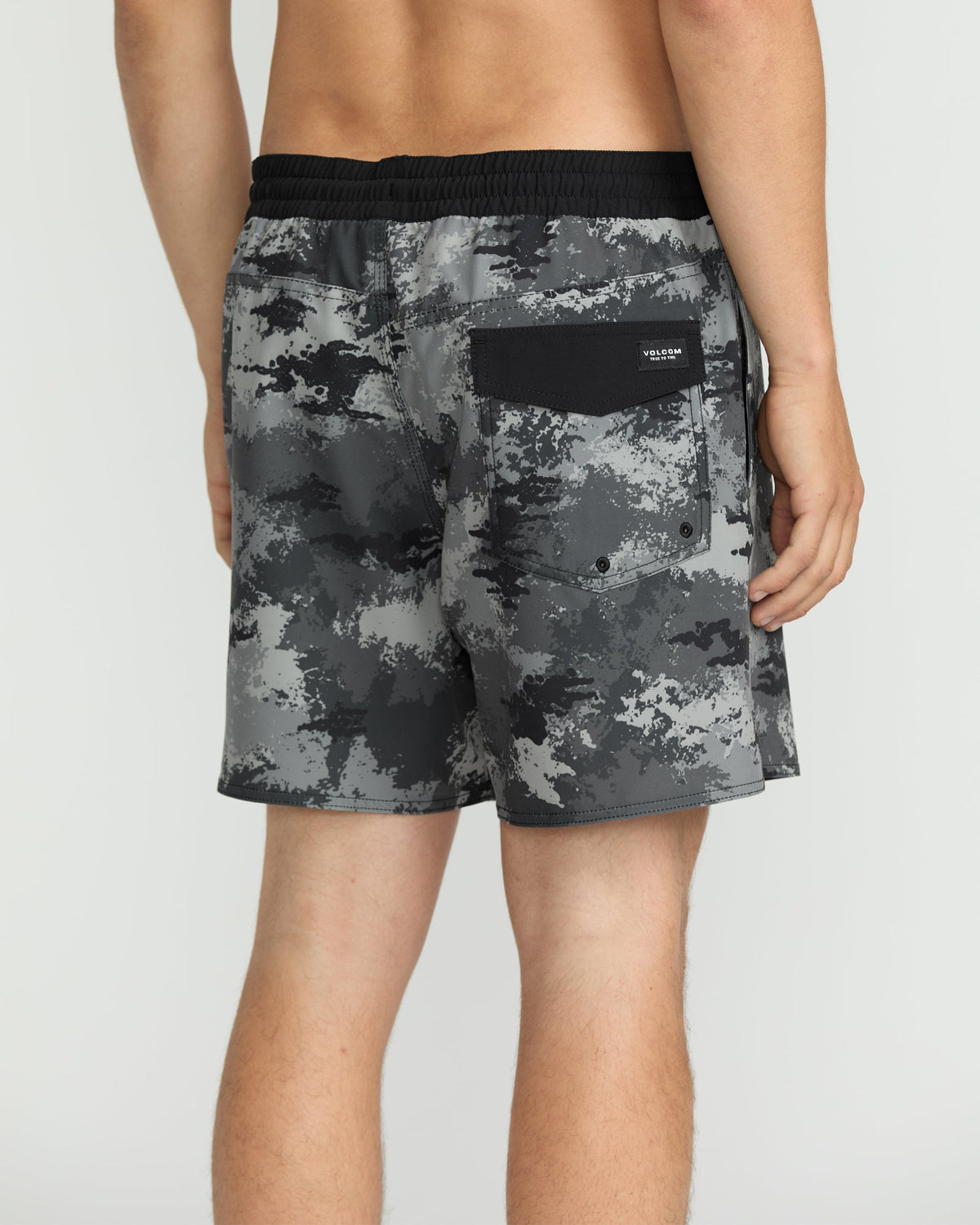 Men's Lido Print 16